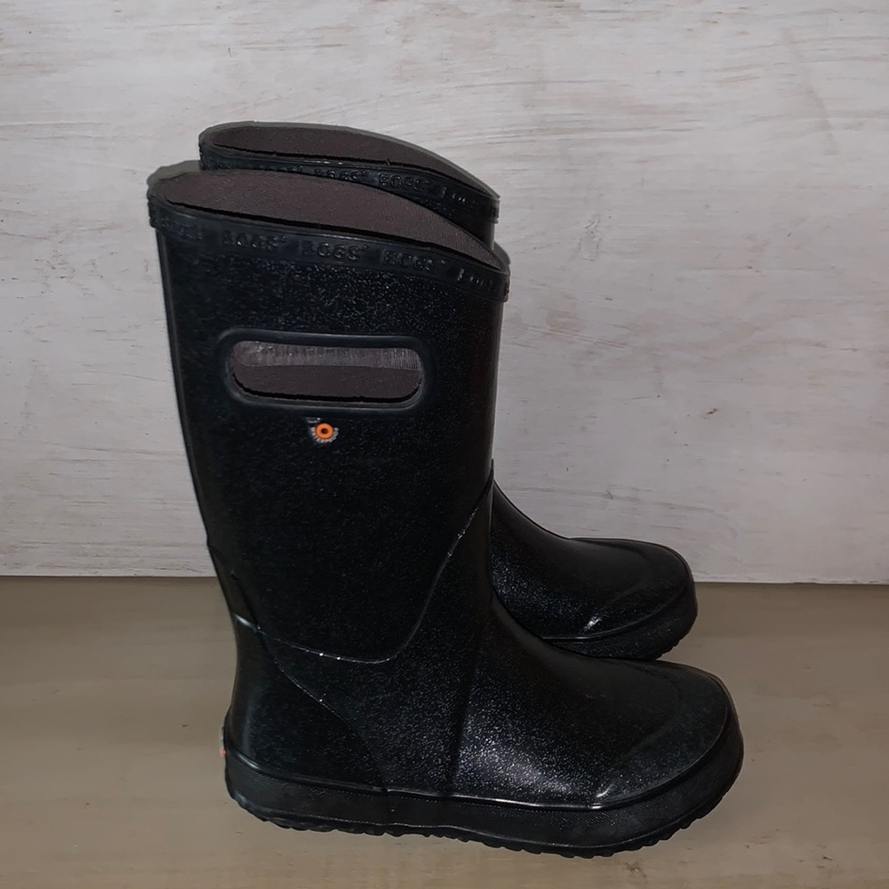 Kids Rain Boots Sz 2y